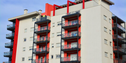 Region Trentino-Alto Adige/SüdtirolApartment Building Having 35 Apartments